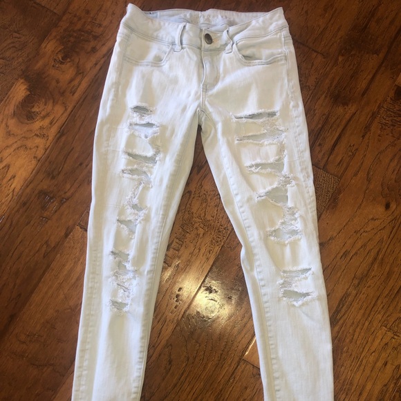 American Eagle Outfitters Denim - American Eagle distressed skinny jeans.